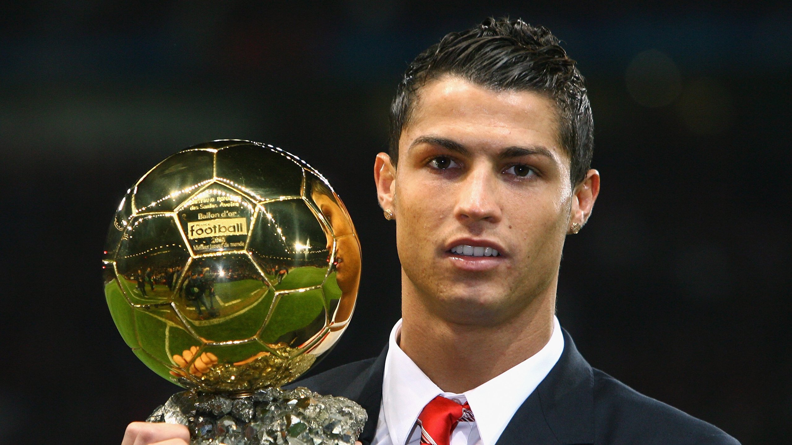 “高手对决：顶级巨星赛场华丽对决”，电影高手对决